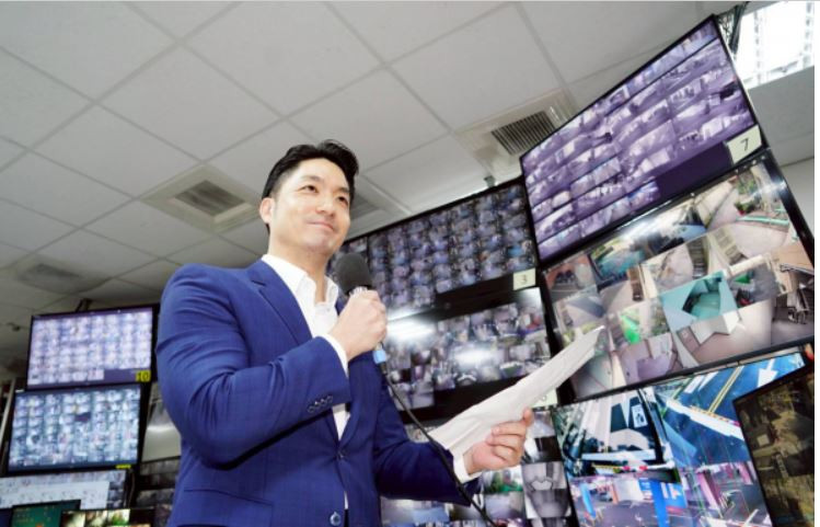 蔣萬安宣布育兒減工時計畫 北市3月上路、市府補助8成薪資